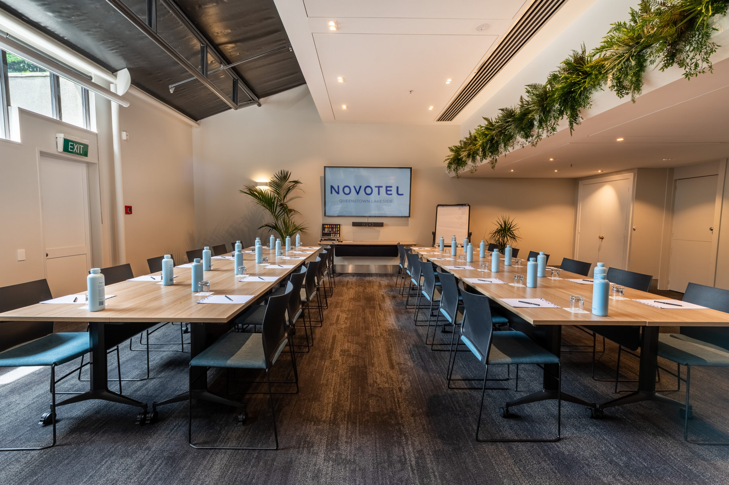 @Meetingz – Meeting Room